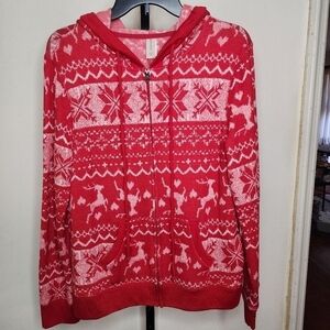 Red and White Christmas Sweater, Junior size XL (15/16) EUC.